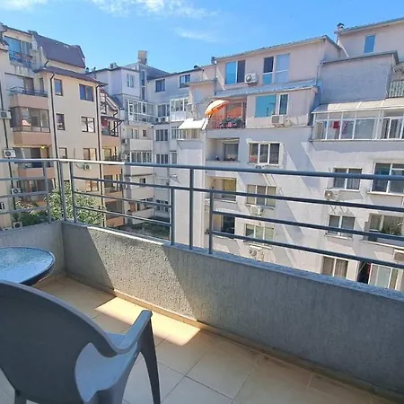 公寓 Vladislav- Luxury *