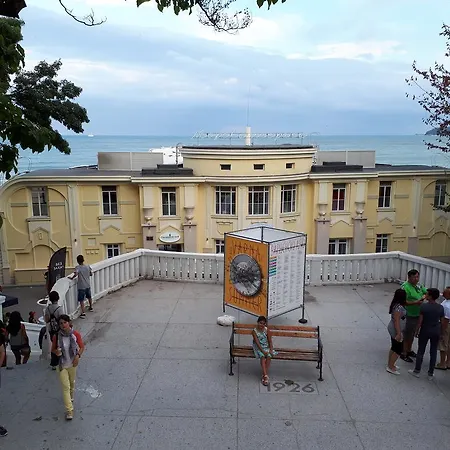 Vladislav- Luxury 公寓 *